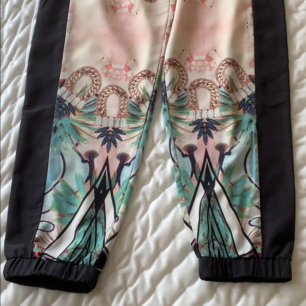 (2/$20) Silvian Heach Denim Printed Joggers - Picture 4 of 5